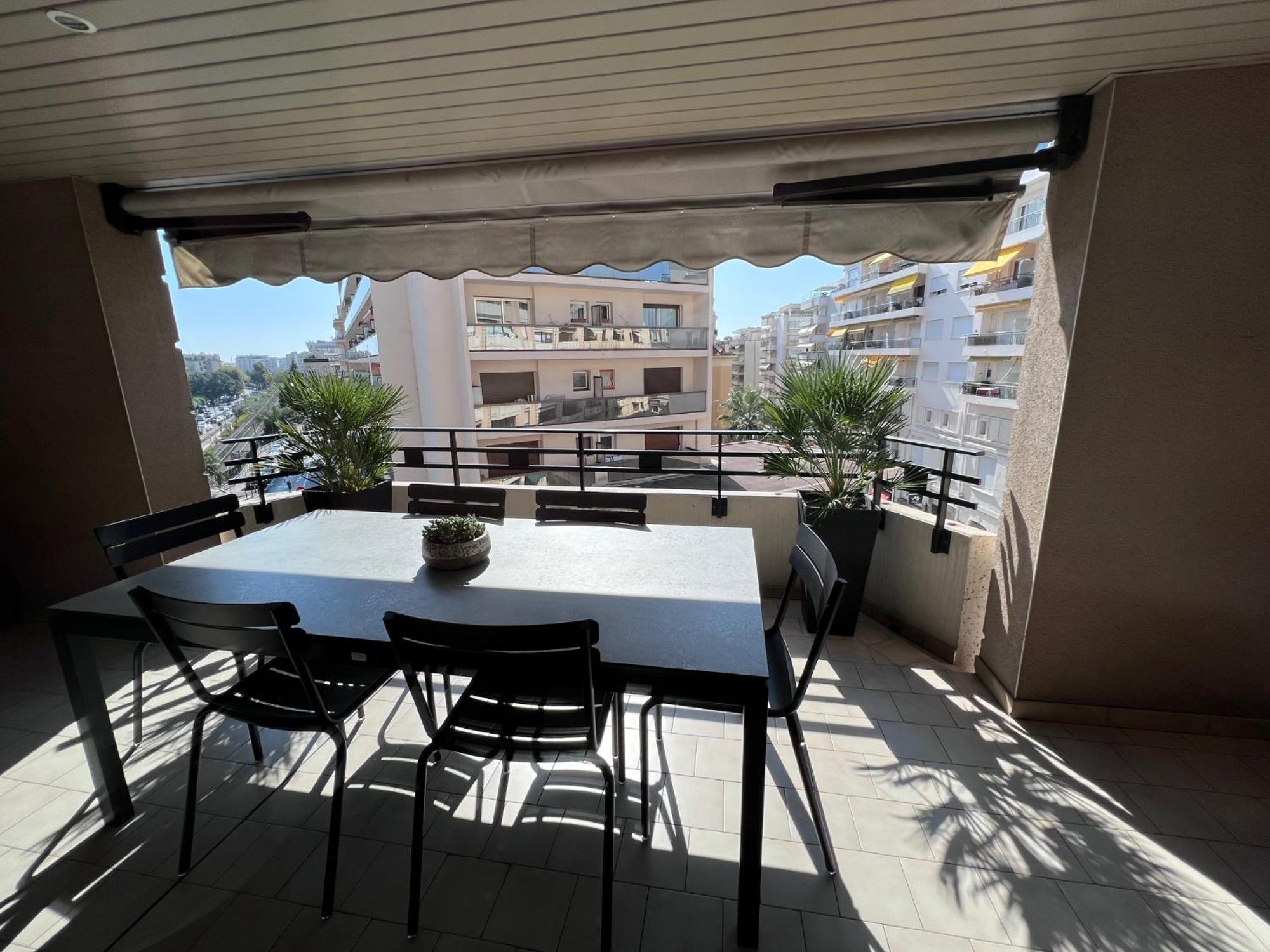 Riviera Eden Palace Cannes Exterior photo